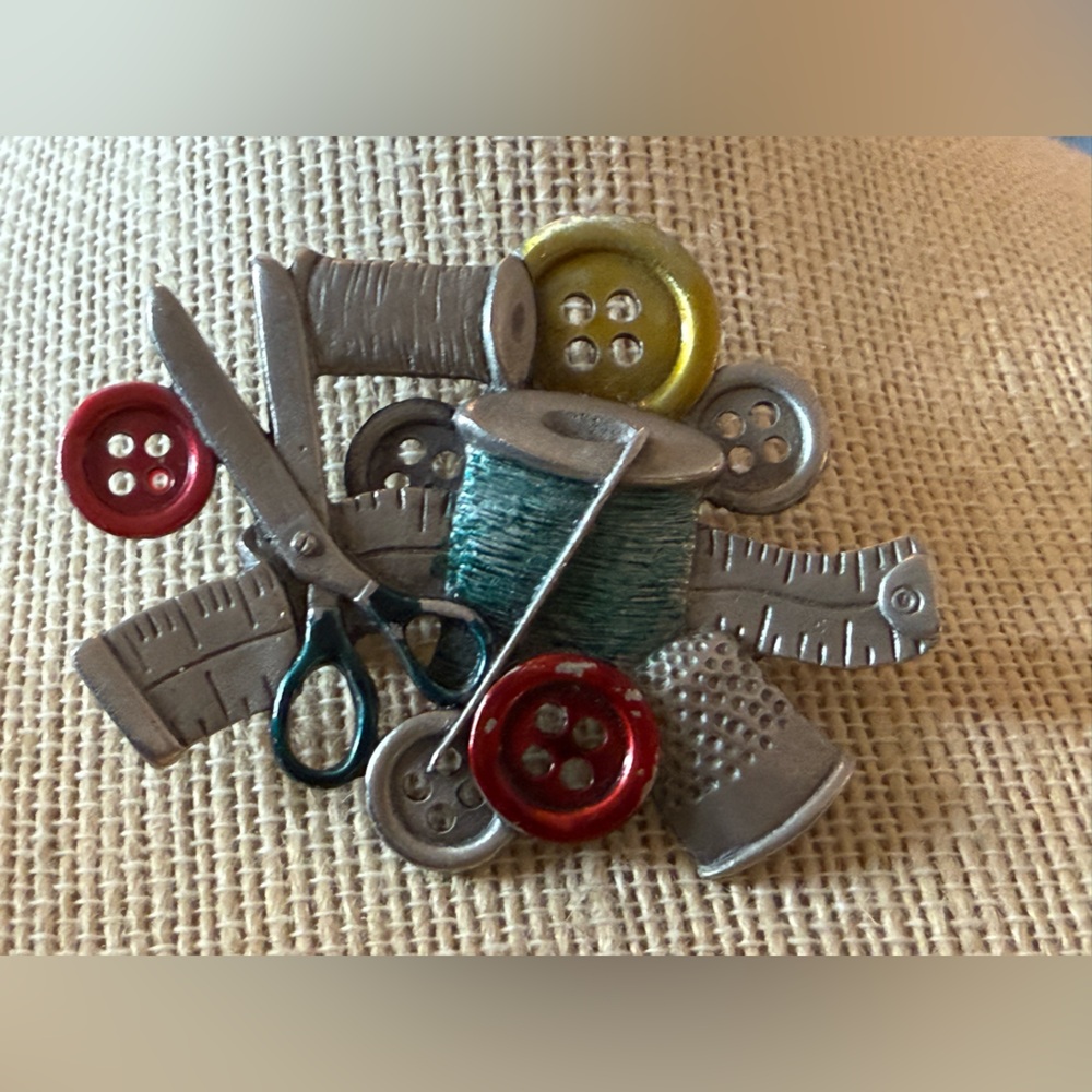 Vintage Sewing Themed Brooch‎ Colorful Buttons Spoon Pewter Seamstress Pin
